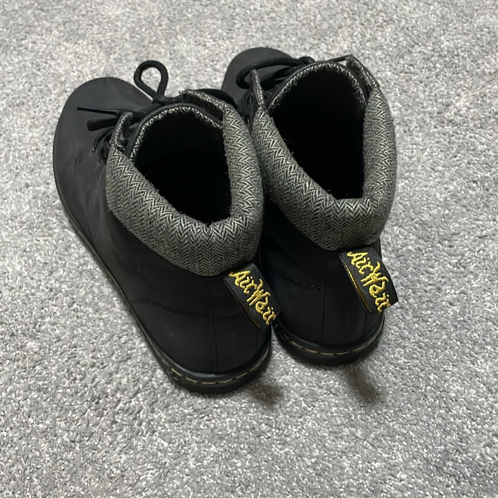 Dr Martens AirWair with bouncing soles - Picture 3 of 3